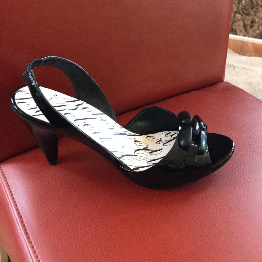 Shoes - Picture 2 of 3